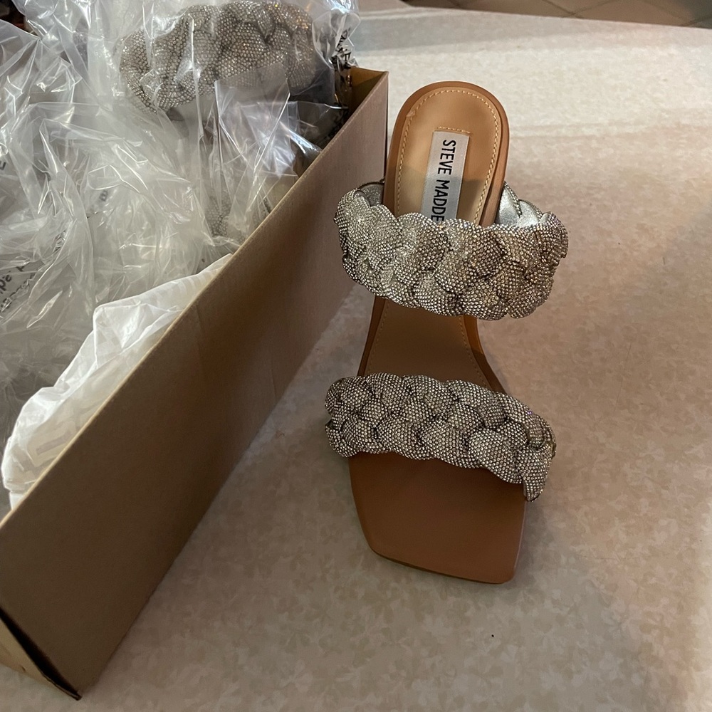 Never worn new in box and bags Steve Madden kenley rhinestone heels.
